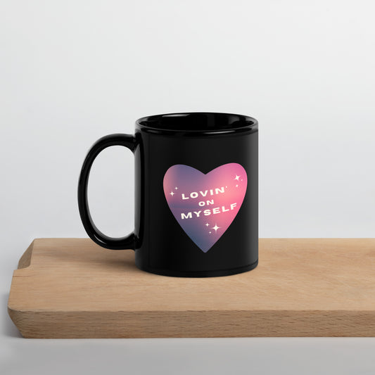 *lovin'* - black glossy mug